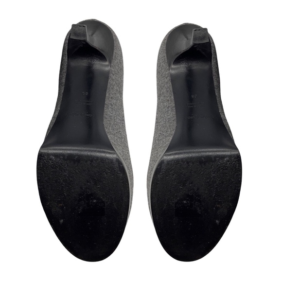YVES SAINT LAURENT GREY WOOL PLATFORM PUMP - Picture 7 of 9